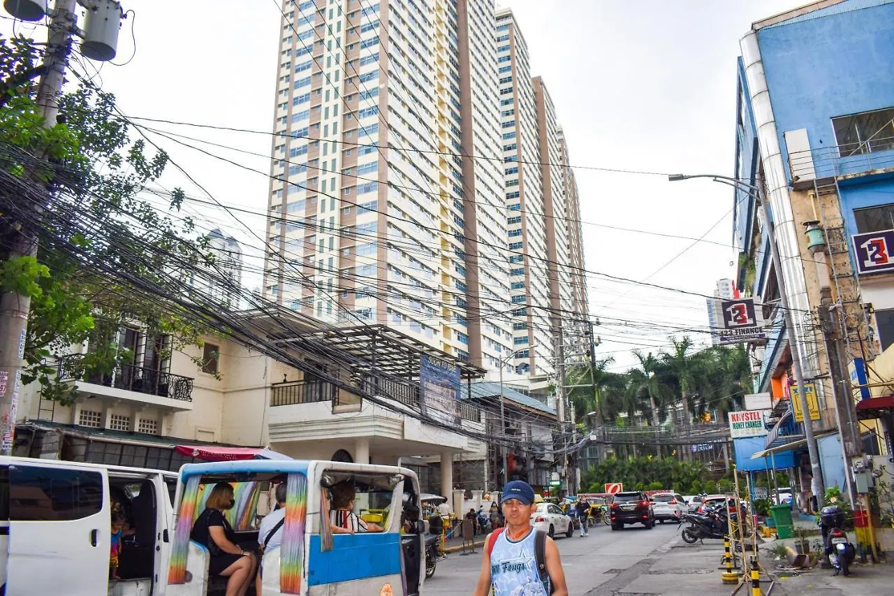 Apartment Birchtower By Jeizel Manila City