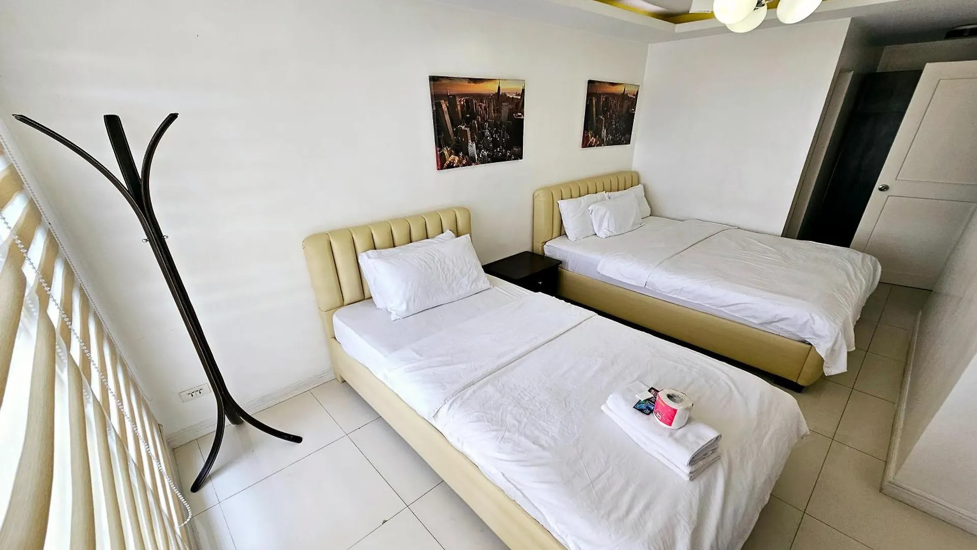 Birchtower By Jeizel Manila City 0*,